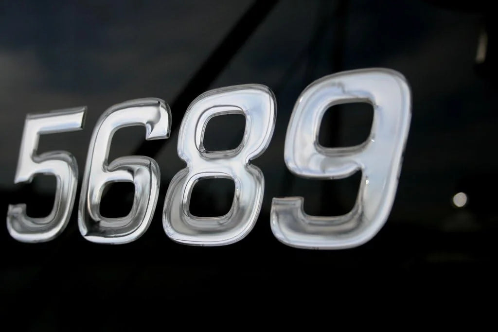 vessel & Jetski Registration Numbers - Domed/Raised Decal (16 Pcs) Plain Chrome/SURF Series Font Style