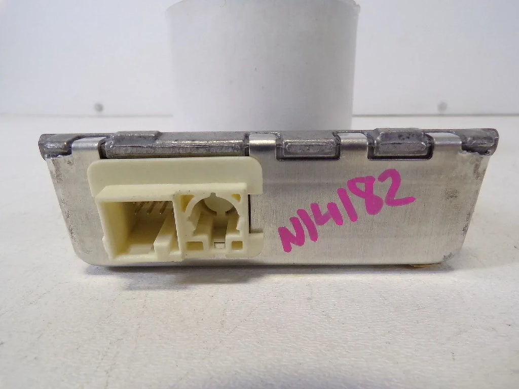 Pre-Owned 12-14 Mercedes-Benz CLS Windshield Mounted Multipurpose Camera OEM LKQ (Good)